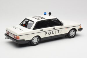 Volvo 240 GL Politi Denmark Minichamps 1:18 155171495 Diecast — photo 2 of 6