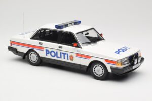 Volvo 240 GL Politi Norway Minichamps 1:18 155171491 Diecast — photo 4 of 6