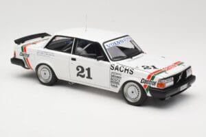 Volvo 240 Turbo #21 P. Stureson DTM Winner Wunstorf 1985 AUTOart 1:18 88592 Diecast — photo 6 of 8