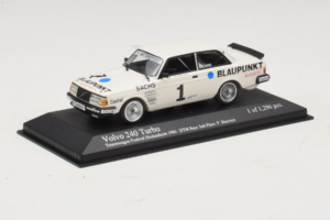 Volvo 240 Turbo #1 P. Stureson IPS Motorsport DTM 1986 Minichamps 1:43 400861701 Diecast — photo 2 of 4