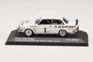 Volvo 240 Turbo #1 P. Stureson IPS Motorsport DTM 1986 Minichamps 1:43 400861701 Diecast
