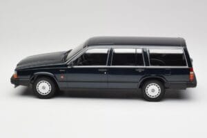 Volvo 740 GL Estate Dark Green Metallic Minichamps 1:18 155171771 Diecast — photo 3 of 6