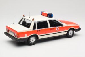 Volvo 740 GL DRK Aschaffenburg Minichamps 1:18 155171790 Diecast — photo 2 of 6