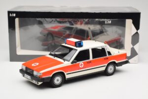 Volvo 740 GL DRK Aschaffenburg Minichamps 1:18 155171790 Diecast — photo 6 of 6