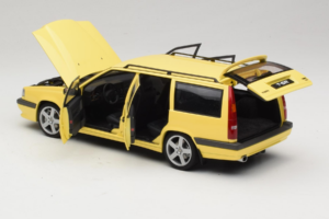 Volvo 850 T-5R Estate Cream Yellow AUTOart 1:18 79506 Diecast — photo 5 of 8