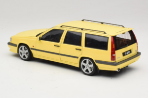 Volvo 850 T-5R Estate Cream Yellow AUTOart 1:18 79506 Diecast — photo 7 of 8