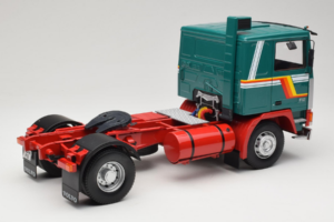 Volvo F1220 Green Red Road Kings 1:18 RK180032 Diecast — photo 3 of 8