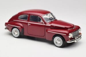 Volvo PV544 Cherry Red Revell 1:18 08887 Diecast — photo 6 of 8