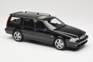 Volvo V70 R P80 Black DNA 1:18 DNA000232 Diecast — photo 4 of 6