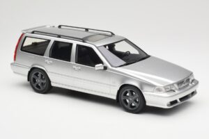 Volvo V70 R P80 Silver DNA 1:18 DNA000155 Diecast — photo 4 of 6