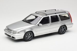 Volvo V70 R P80 Silver DNA 1:18 DNA000155 Diecast