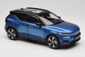 Volvo XC40 Recharge Blue Metallic Paudi Model 1:18 2562373 Diecast — photo 6 of 8