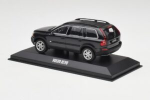 Volvo XC90 Black Sapphire Minichamps 1:43 38704 Diecast — photo 3 of 4