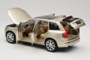 Volvo XC90 Luminous Sand Yellow Paudi Model 1:18 9430841 Diecast — photo 5 of 8