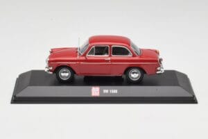 Volkswagen 1500 Ruby Red Minichamps 1:43 VW001 Diecast