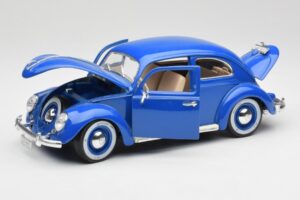 Volkswagen Beetle Blue Bburago 1:18 23124646 Diecast — photo 2 of 8