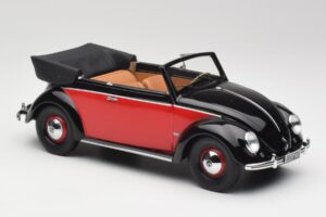 Volkswagen Beetle Convertible Black & Red Minichamps 1:18 107054132 Resin — photo 4 of 6