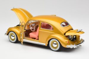 Volkswagen Beetle Gold Bburago 1:18 3361 Diecast — photo 5 of 8