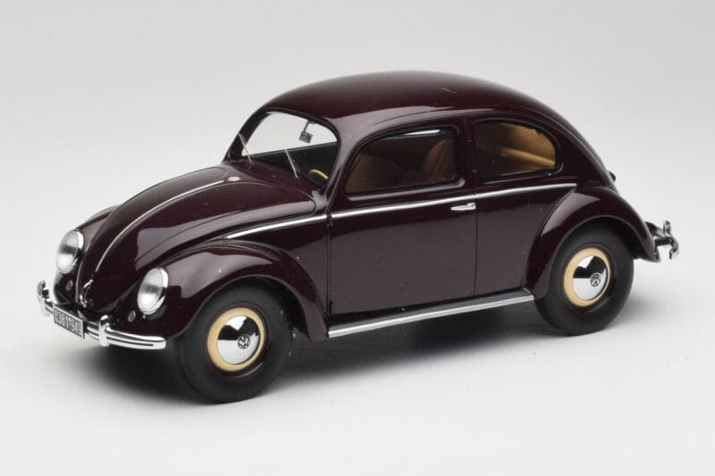 Volkswagen Beetle Ruby Red Minichamps 1:18 107054002 Resin