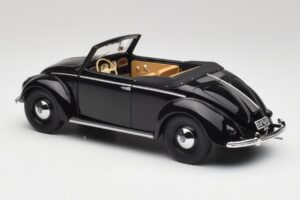 Volkswagen Beetle Type 1 Hebmuller Convertible Black Minichamps 1:18 107054232 Diecast — photo 5 of 6