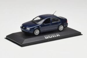 Volkswagen Bora Ocean Blue Minichamps 1:43 8198223B Diecast — photo 2 of 4
