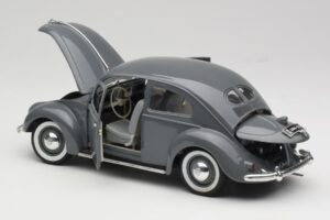 Volkswagen Export Sedan Agave Grey Maisto 1:18 100299 Diecast — photo 5 of 8