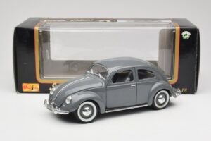 Volkswagen Export Sedan Agave Grey Maisto 1:18 100299 Diecast — photo 8 of 8