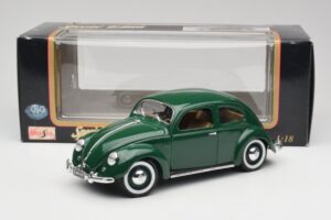 Volkswagen Export Sedan Beryl Green Maisto 1:18 31820 Diecast — photo 8 of 8