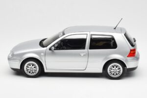 Volkswagen Golf Mk5 GTI Silver Norev 1:18 188570 Diecast — photo 4 of 8