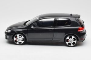 Volkswagen Golf Mk6 GTI Grey Metallic Norev 1:18 188503 Diecast — photo 4 of 7