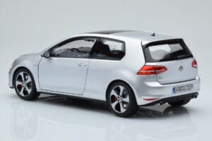 Volkswagen Golf GTI Mk7 Reflex Silver Norev 1:18 188551 Diecast — photo 7 of 8