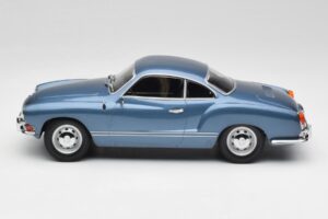 Volkswagen Karmann Ghia Coupe Neptune Blue Minichamps 1:18 155054022 Diecast — photo 3 of 6