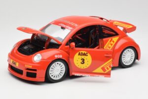 Volkswagen New Beetle Cup Bburago 1:18 3329 Diecast — photo 2 of 8
