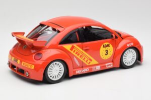Volkswagen New Beetle Cup Bburago 1:18 3329 Diecast — photo 3 of 8