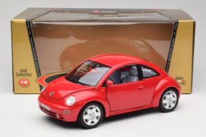 Volkswagen New Beetle Red Bburago 1:18 3342 Diecast — photo 8 of 8