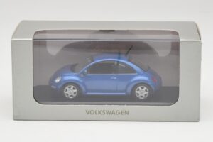 Volkswagen New Beetle Satellite Blue Minichamps 1:43 430058004 Diecast — photo 4 of 4