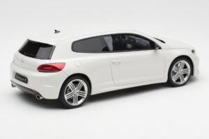Volkswagen Scirocco Mk3 R Phase 1 White Otto 1:18 OT1090 Resin — photo 2 of 6