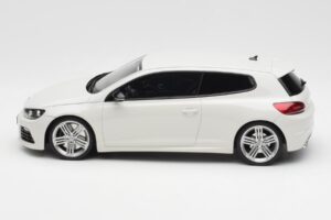 Volkswagen Scirocco Mk3 R Phase 1 White Otto 1:18 OT1090 Resin — photo 3 of 6