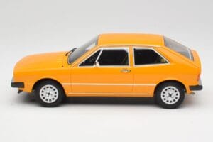 Volkswagen Scirocco GTI Mk1 Jaune Marino Otto 1:18 OT467 Resin — photo 3 of 6