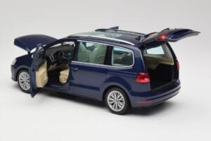 Volkswagen Sharan 7N Shadow Blue Metallic Minichamps 1:18 110051100 Diecast — photo 5 of 8