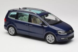 Volkswagen Sharan 7N Shadow Blue Metallic Minichamps 1:18 110051100 Diecast — photo 6 of 8