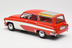 Wartburg 311 Camping Deluxe Red White BoS Models 1:18 BOS037 Resin — photo 5 of 6