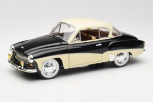 Wartburg 311 Coupe Black & Beige Revell 1:18 8419 Diecast