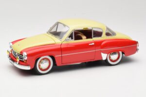 Wartburg 311 Coupe Red & Beige Revell 1:18 8418 Diecast