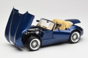 Wiesmann Roadster MF3 Blue Revell 1:18 08861 Diecast — photo 2 of 8
