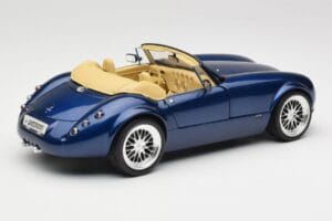 Wiesmann Roadster MF3 Blue Revell 1:18 08861 Diecast — photo 3 of 8