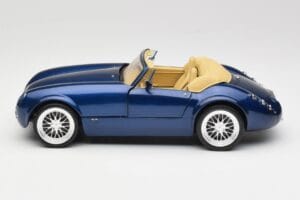 Wiesmann Roadster MF3 Blue Revell 1:18 08861 Diecast — photo 4 of 8