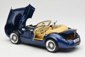 Wiesmann Roadster MF3 Blue Revell 1:18 08861 Diecast — photo 5 of 8