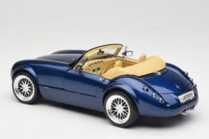 Wiesmann Roadster MF3 Blue Revell 1:18 08861 Diecast — photo 7 of 8
