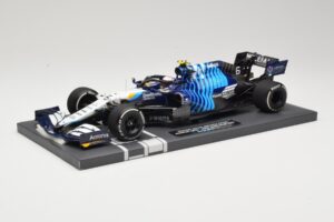 Williams Racing Mercedes FW43B #6 N. Latifi Saudi Arabian GP 2021 Minichamps 1:18 117212206 Diecast — photo 2 of 6
